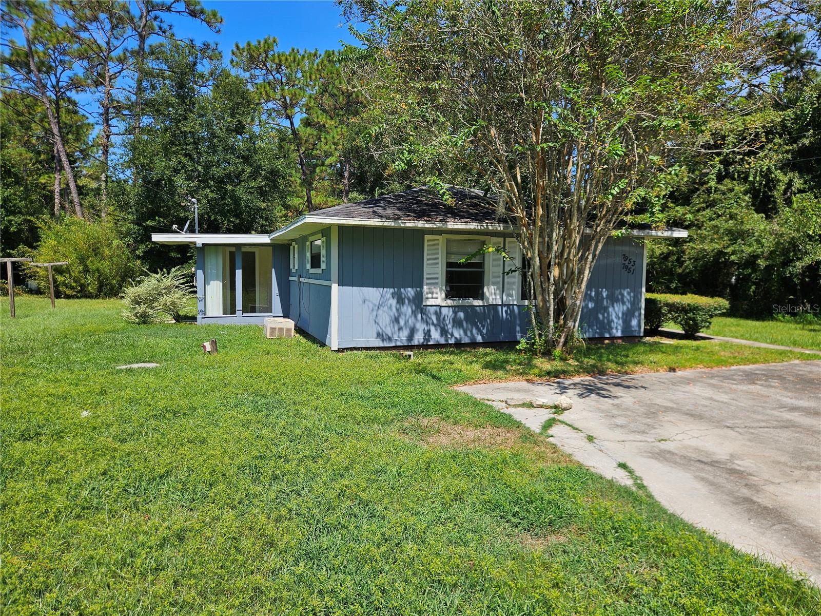 Image 17 of 17 For 7951 Fern Place