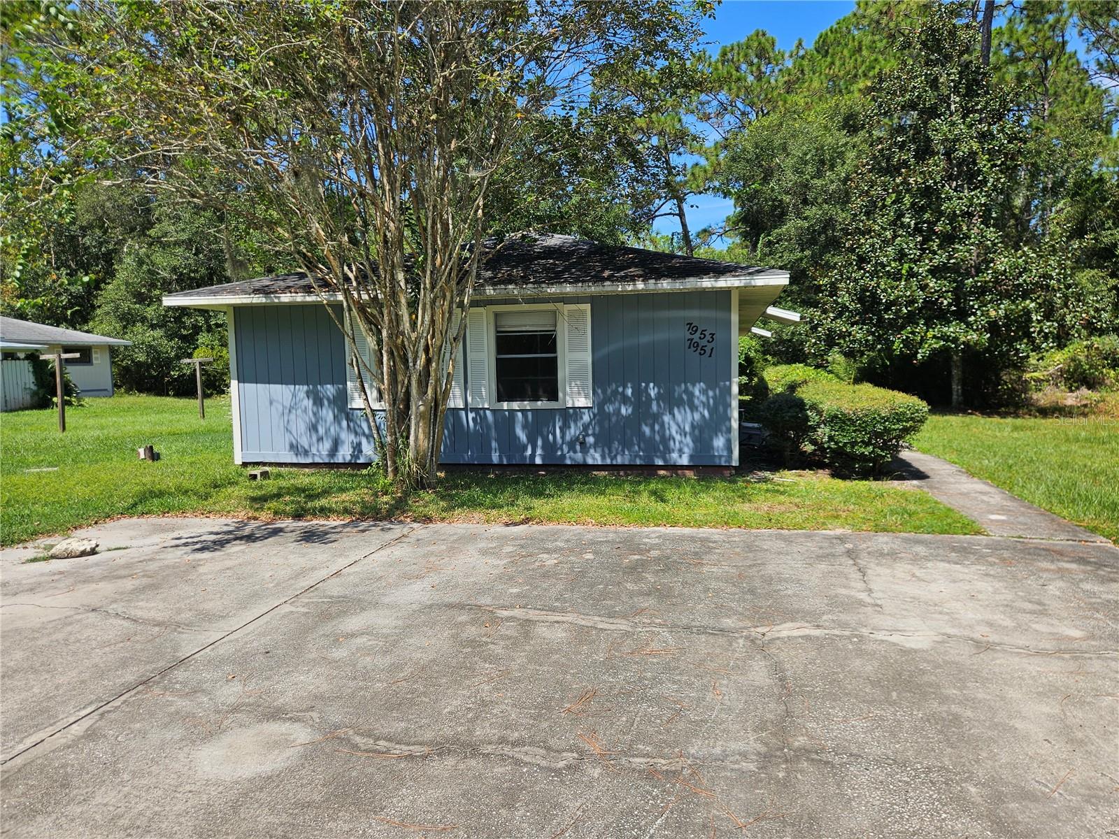 Image 2 of 17 For 7951 Fern Place
