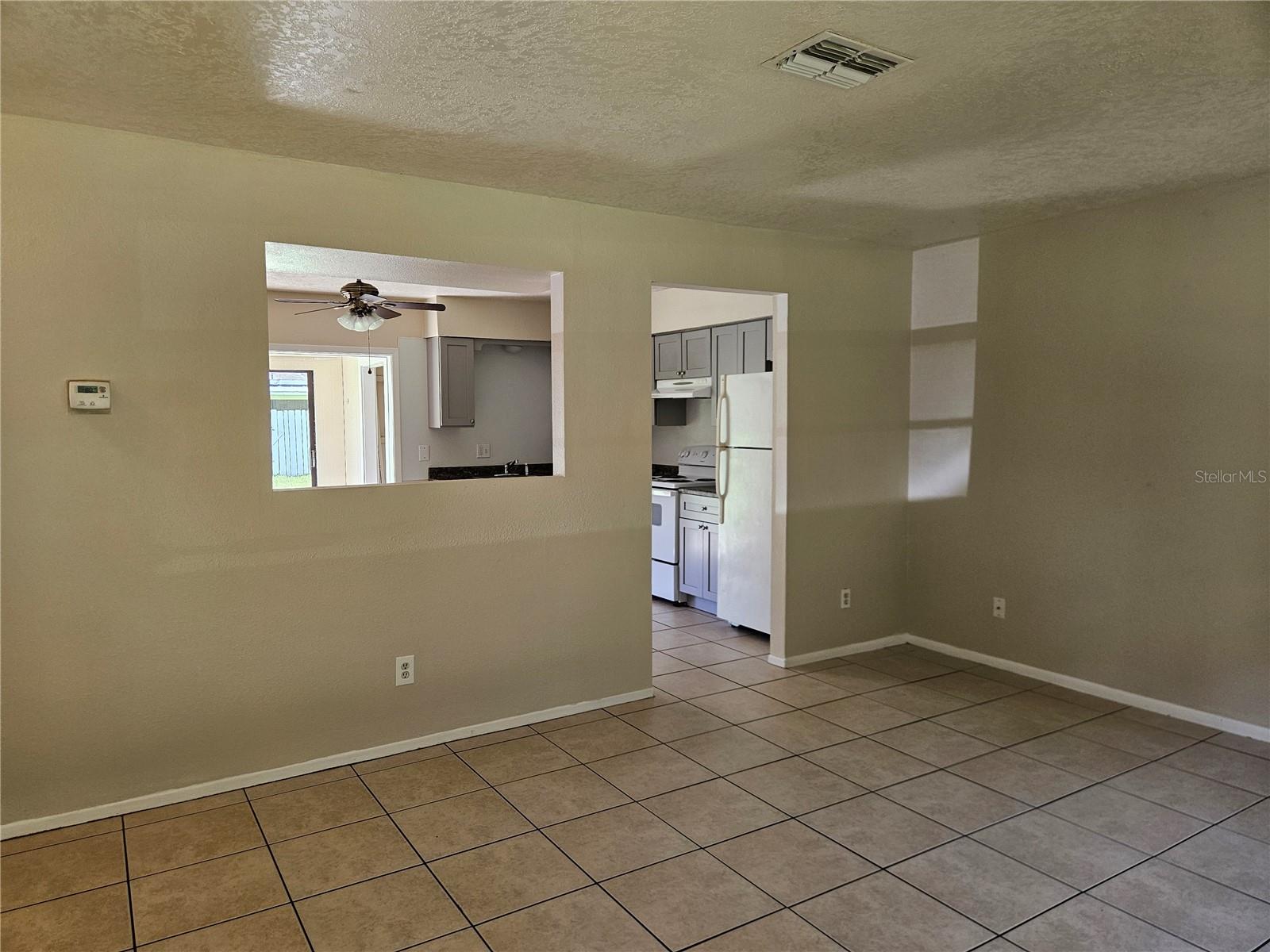 Image 3 of 17 For 7951 Fern Place