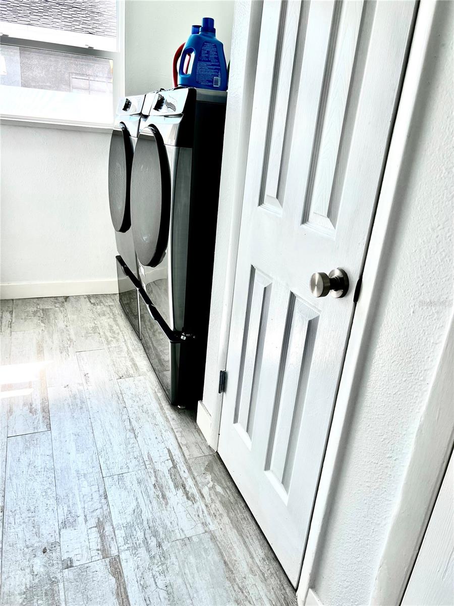 Image 12 of 36 For 2311 Kentucky Avenue