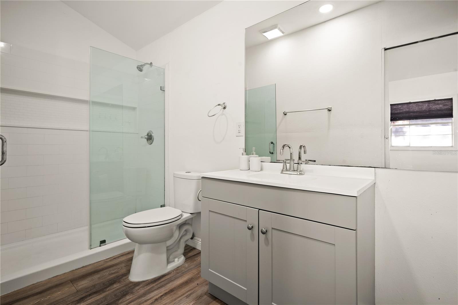 Image 30 of 39 For 8711 Mayflower Road