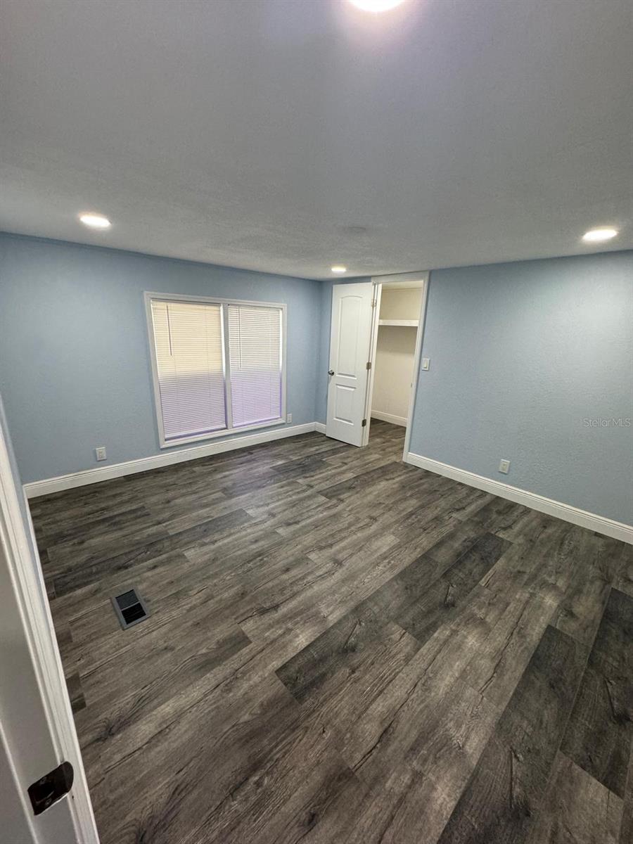 Image 8 of 21 For 8711 Mayflower Road