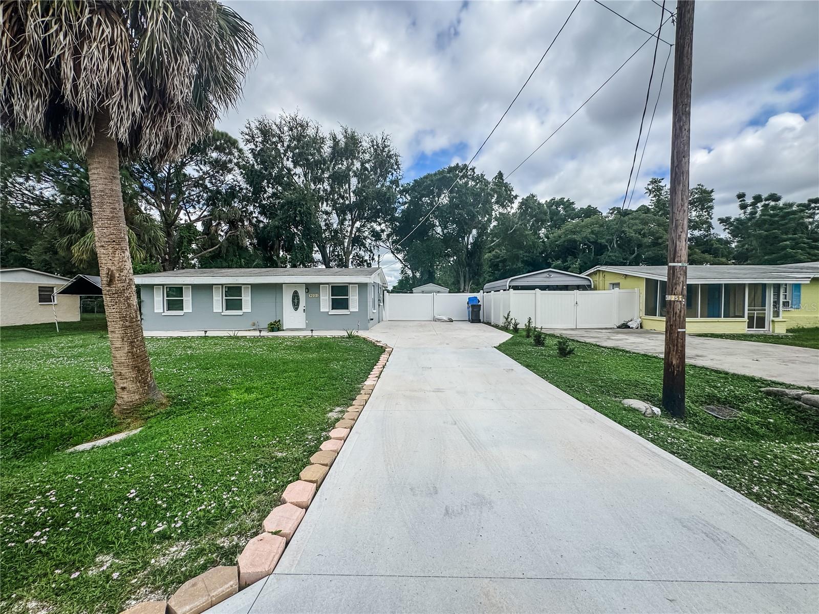 Image 11 of 13 For 9221 Patterson Street
