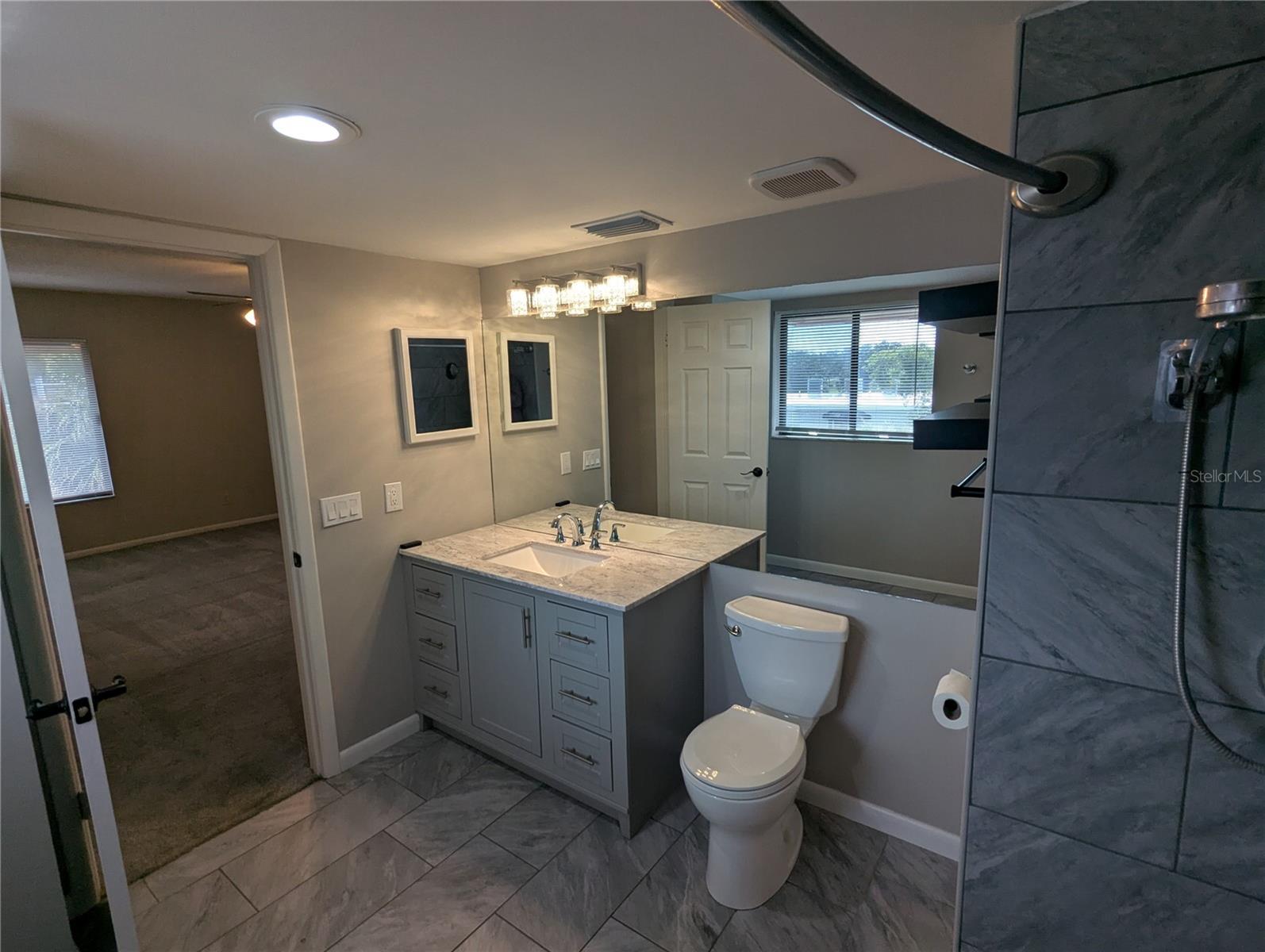 Image 17 of 38 For 2424 Tampa Bay Boulevard K201