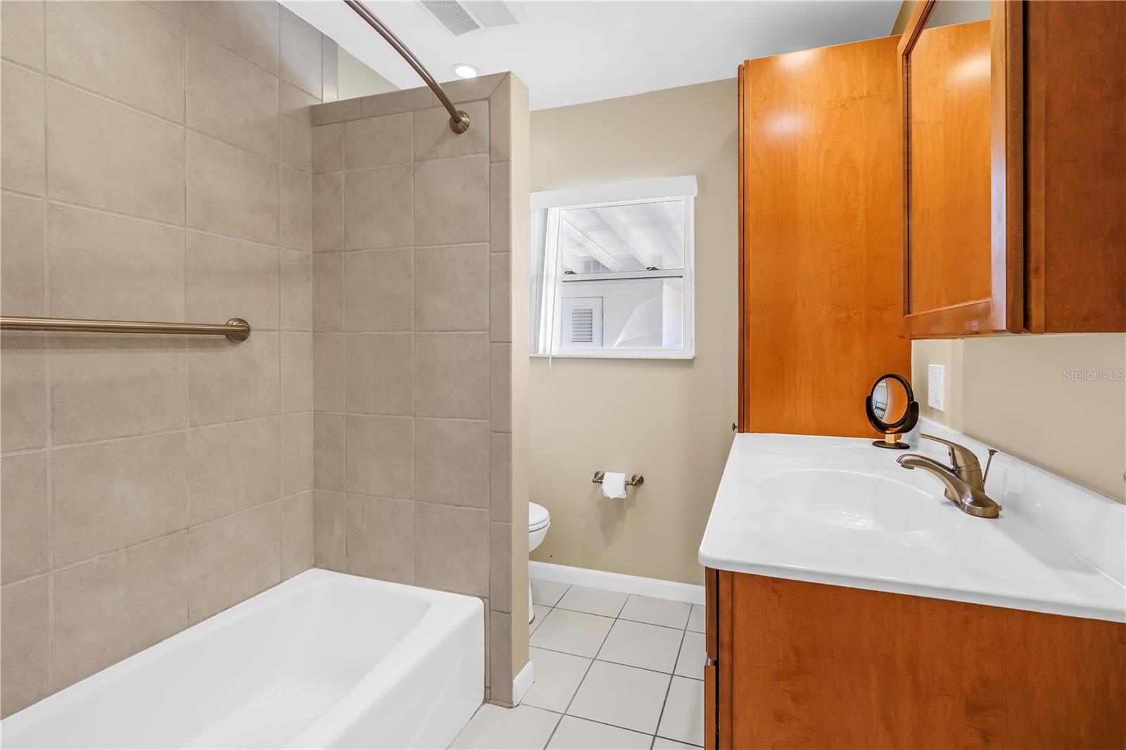 Image 17 of 34 For 301 41st Avenue