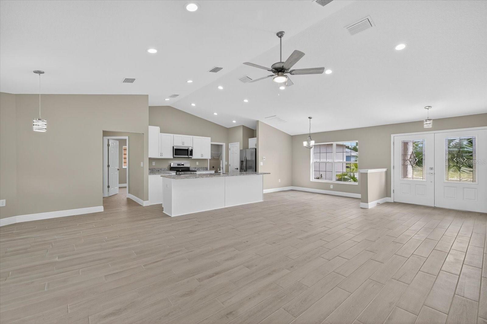 Image 12 of 56 For 6005 Moongate Road