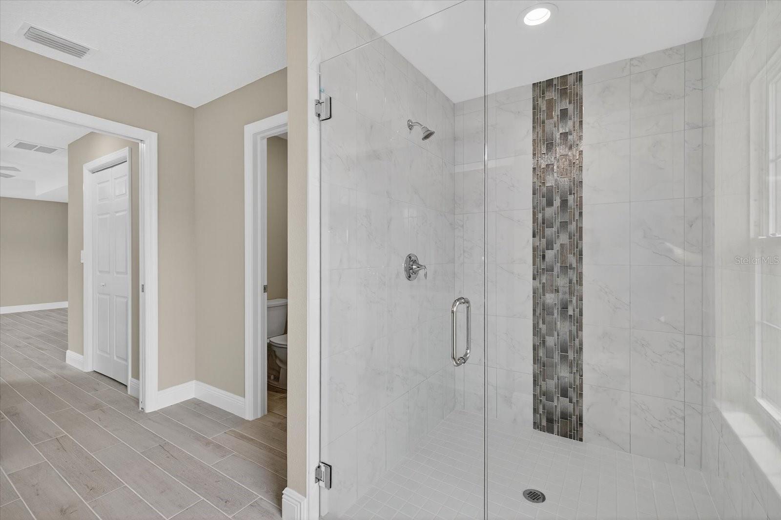 Image 27 of 56 For 6005 Moongate Road