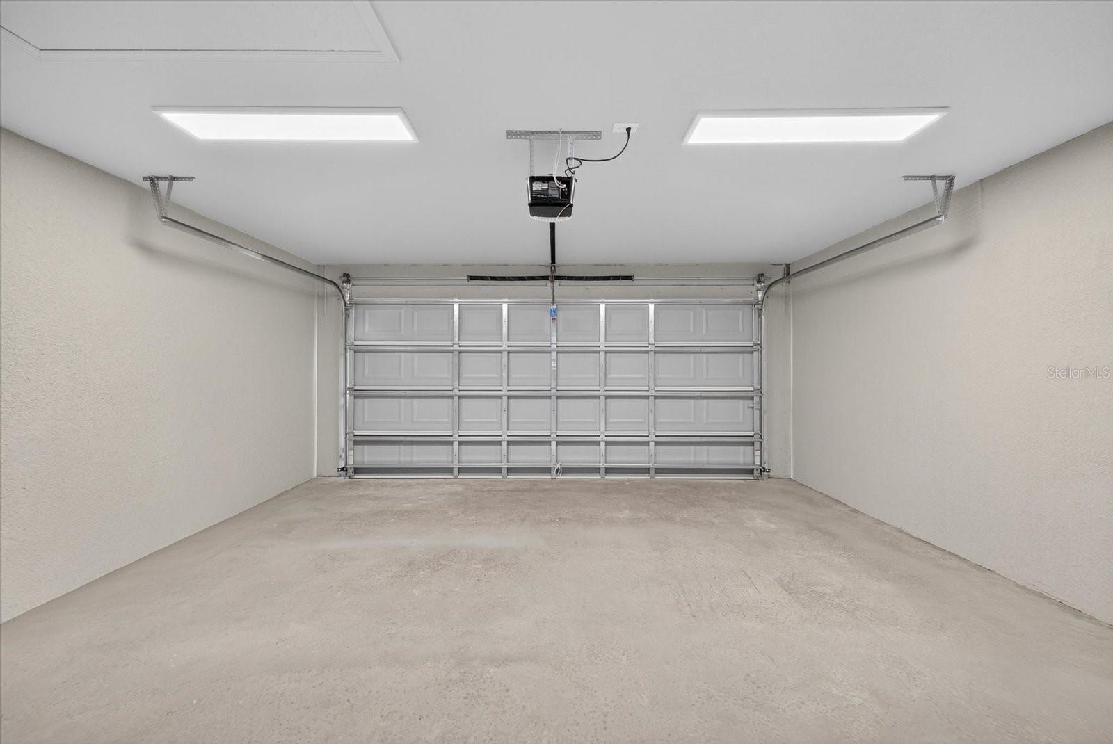 Image 41 of 56 For 6005 Moongate Road