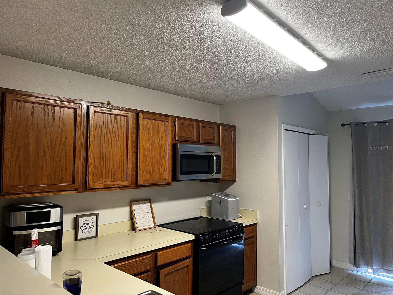Image 6 of 13 For 12723 Wood Trail Boulevard