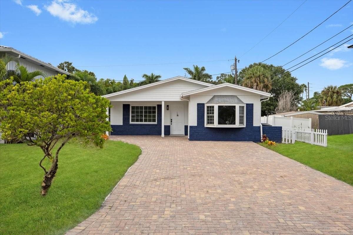 Details for 1783 Mississippi Avenue Ne, ST PETERSBURG, FL 33703