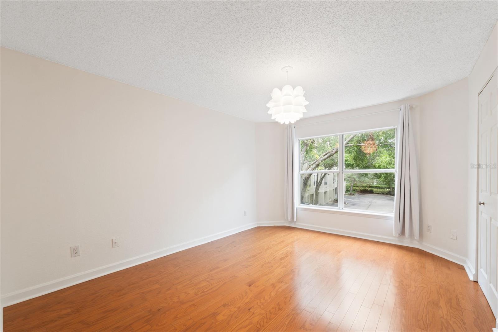 Image 22 of 60 For 761 Mainsail Drive