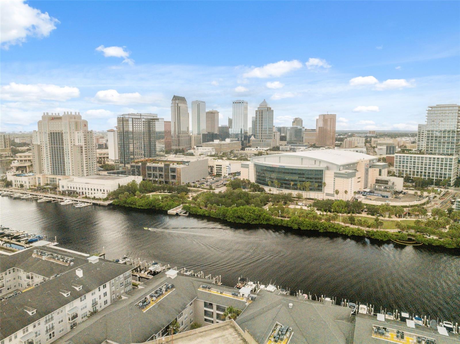 Image 51 of 60 For 761 Mainsail Drive