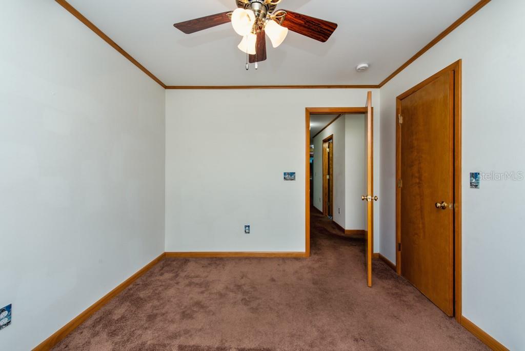 Image 15 of 30 For 2326 28th Street N