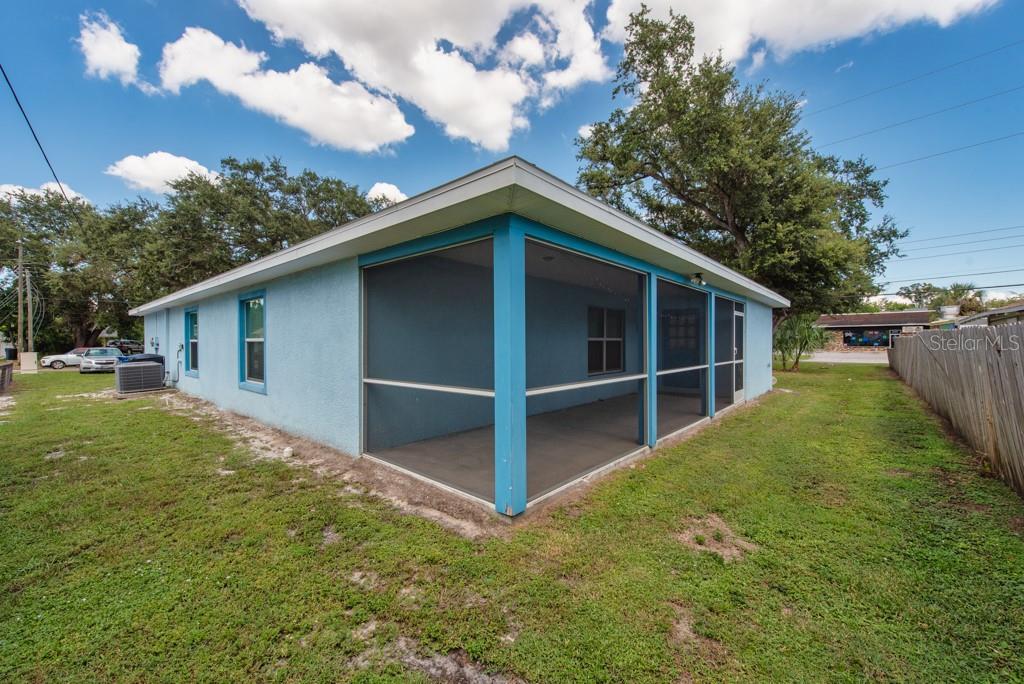 Image 24 of 30 For 2326 28th Street N