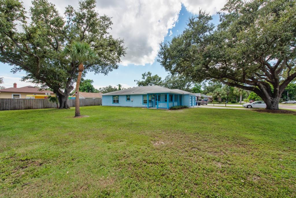 Image 29 of 30 For 2326 28th Street N