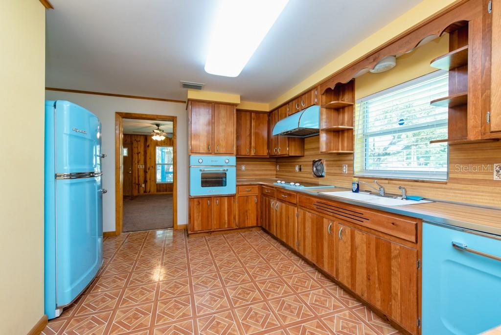 Image 7 of 30 For 2326 28th Street N