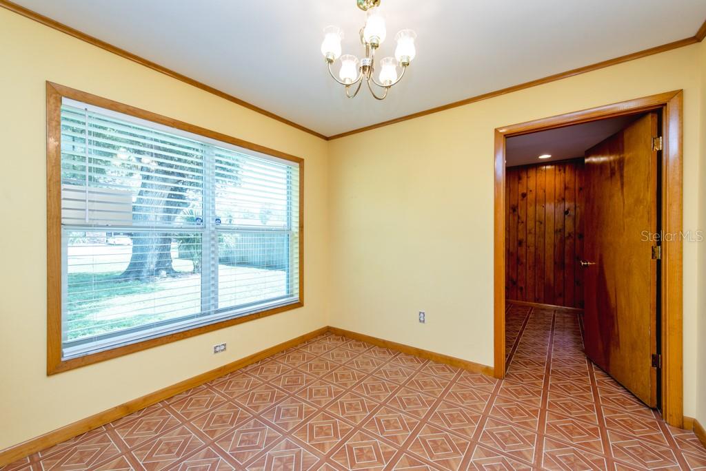 Image 9 of 30 For 2326 28th Street N