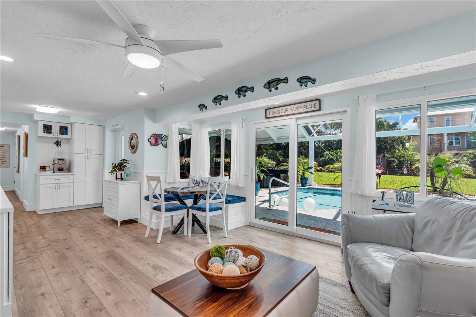 Image 21 of 53 For 7817 Alhambra Drive