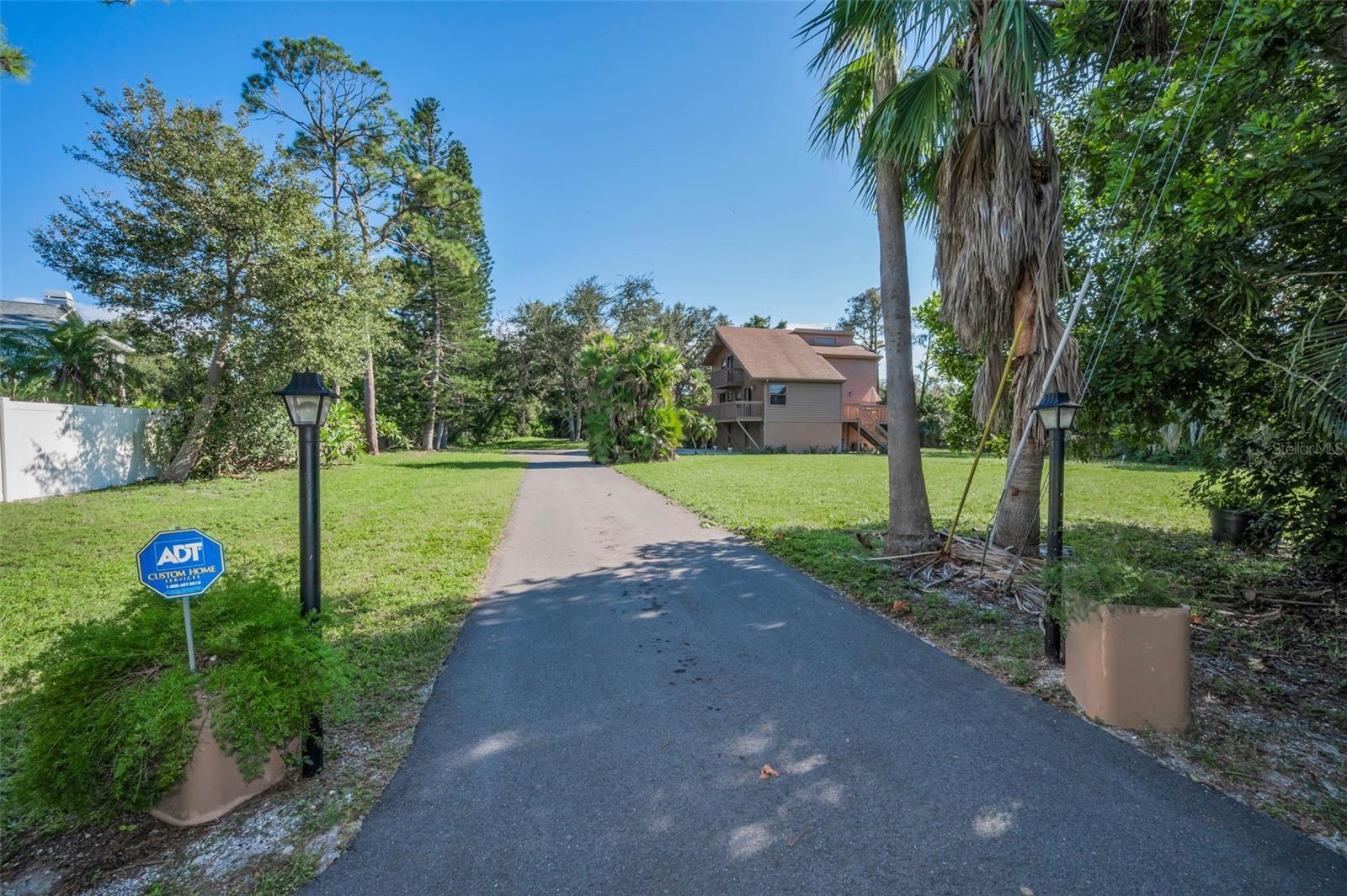 Image 13 of 84 For 9222 134th Street