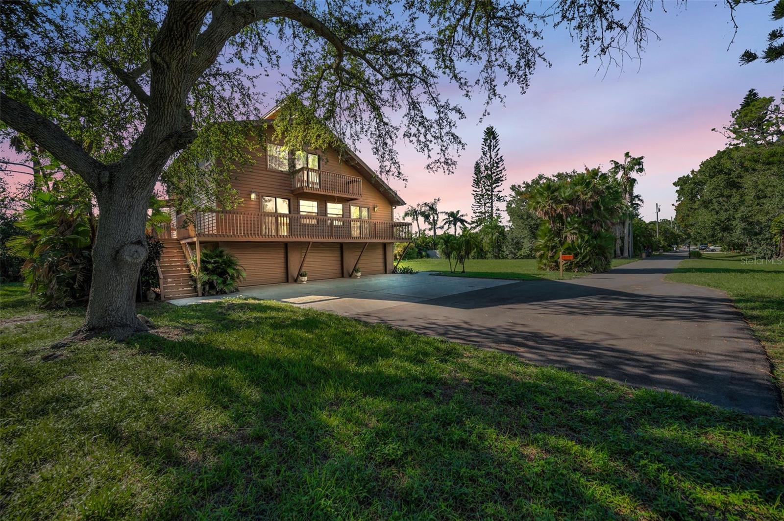 Image 18 of 84 For 9222 134th Street