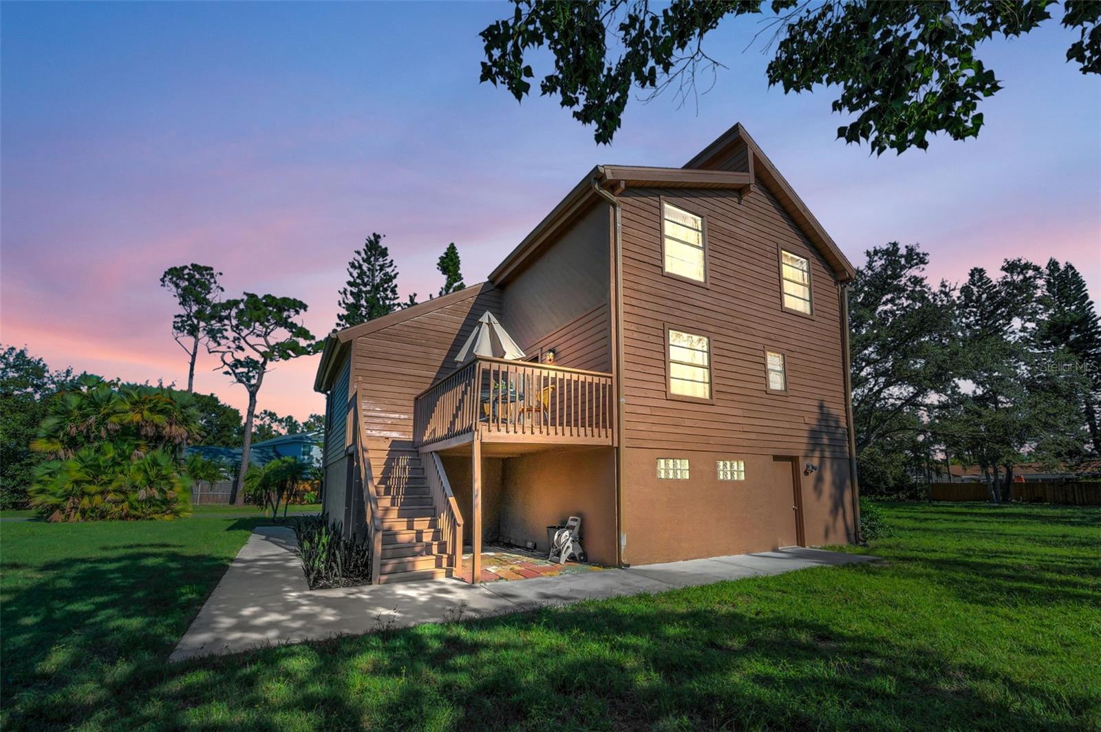 Image 6 of 84 For 9222 134th Street