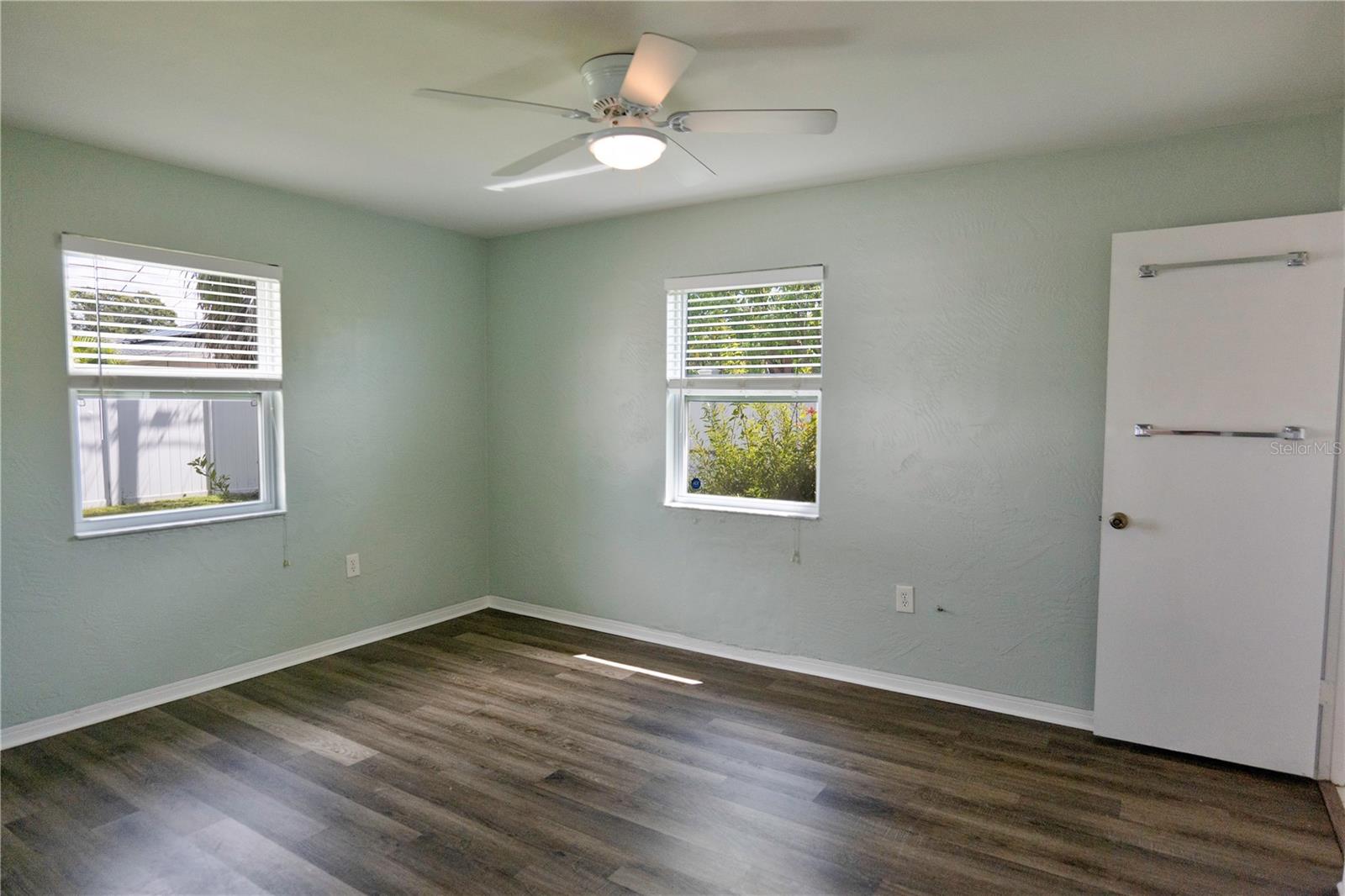 Image 11 of 25 For 3595 61st Street N