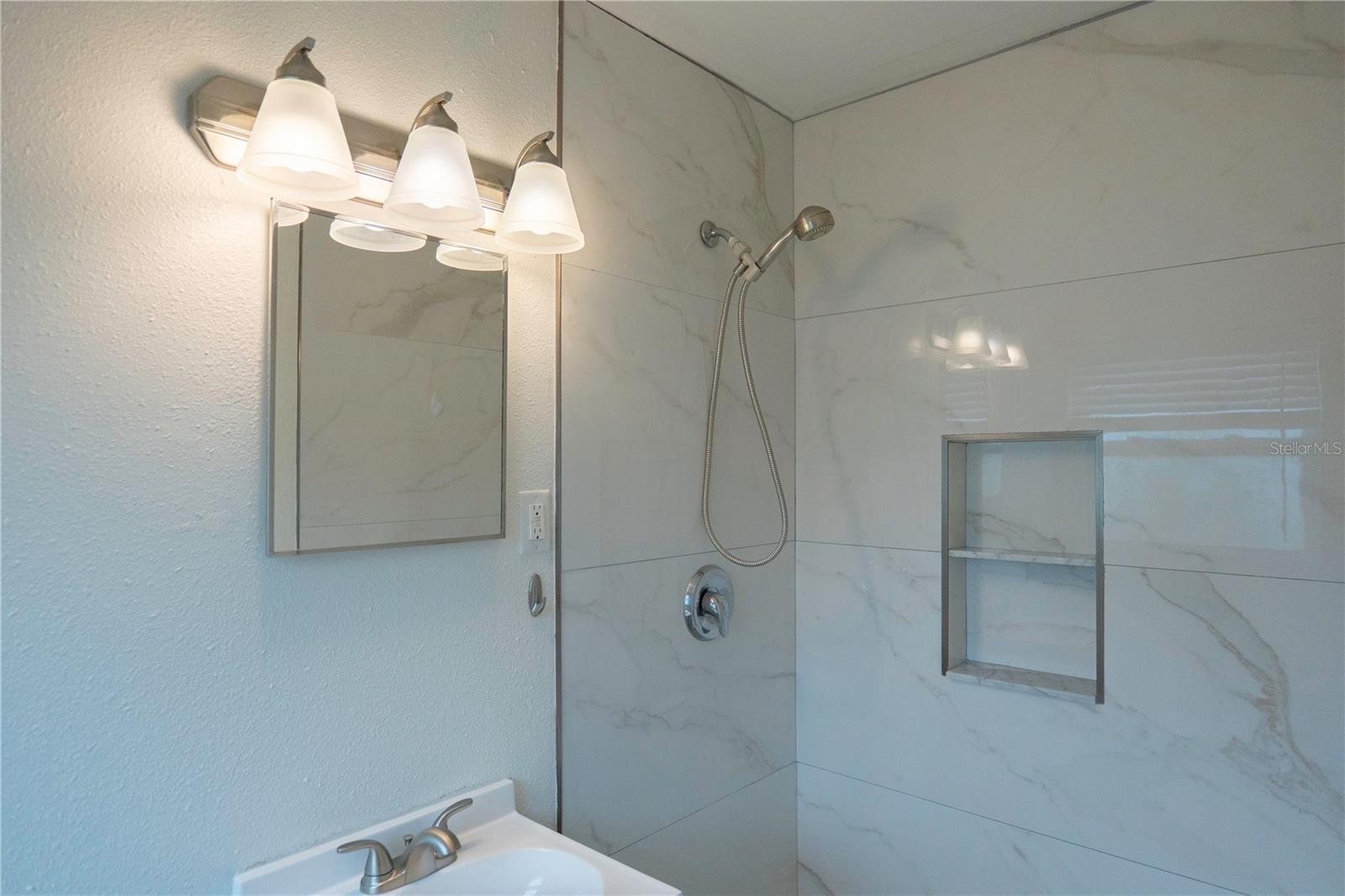 Image 13 of 25 For 3595 61st Street N