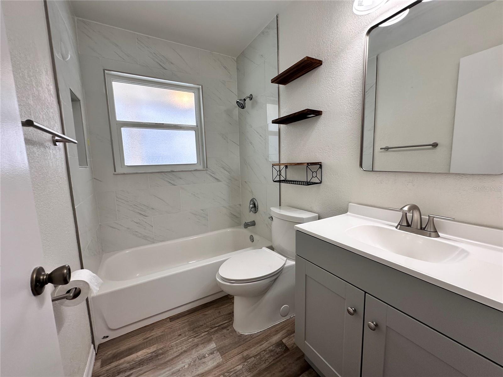 Image 15 of 25 For 3595 61st Street N