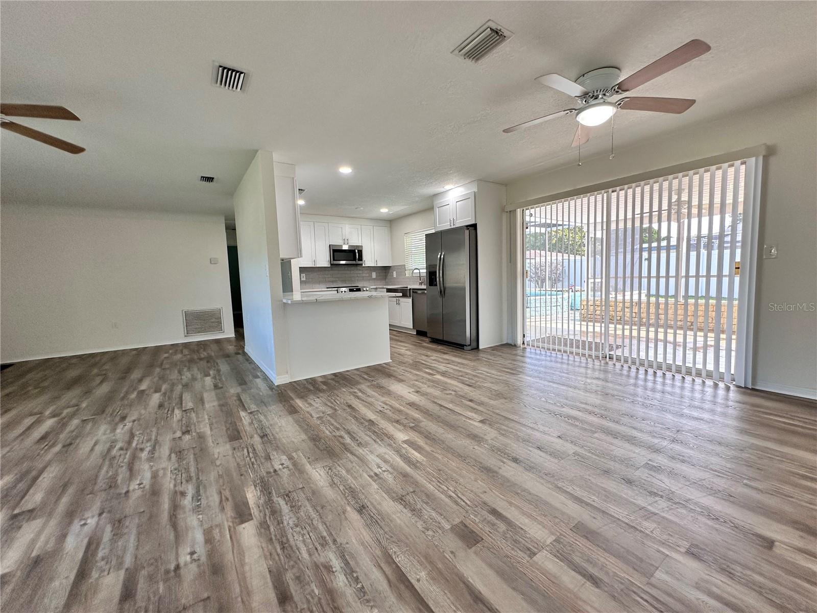 Image 4 of 25 For 3595 61st Street N