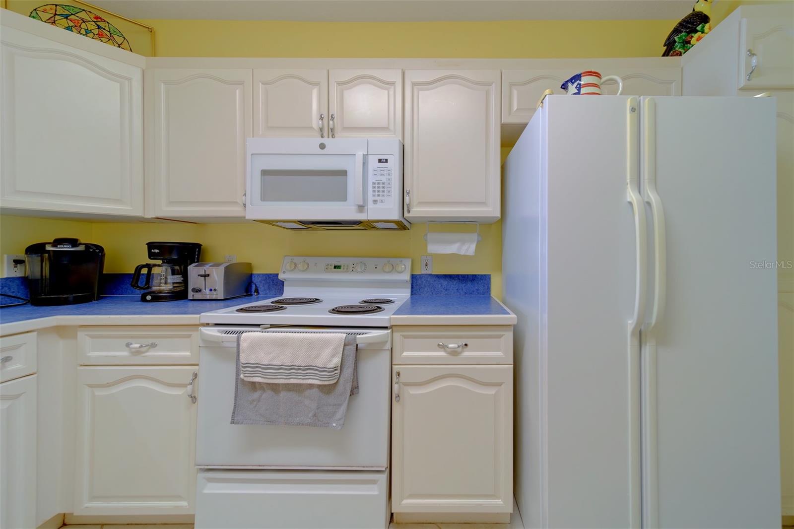 Image 11 of 67 For 16450 Gulf Boulevard 564