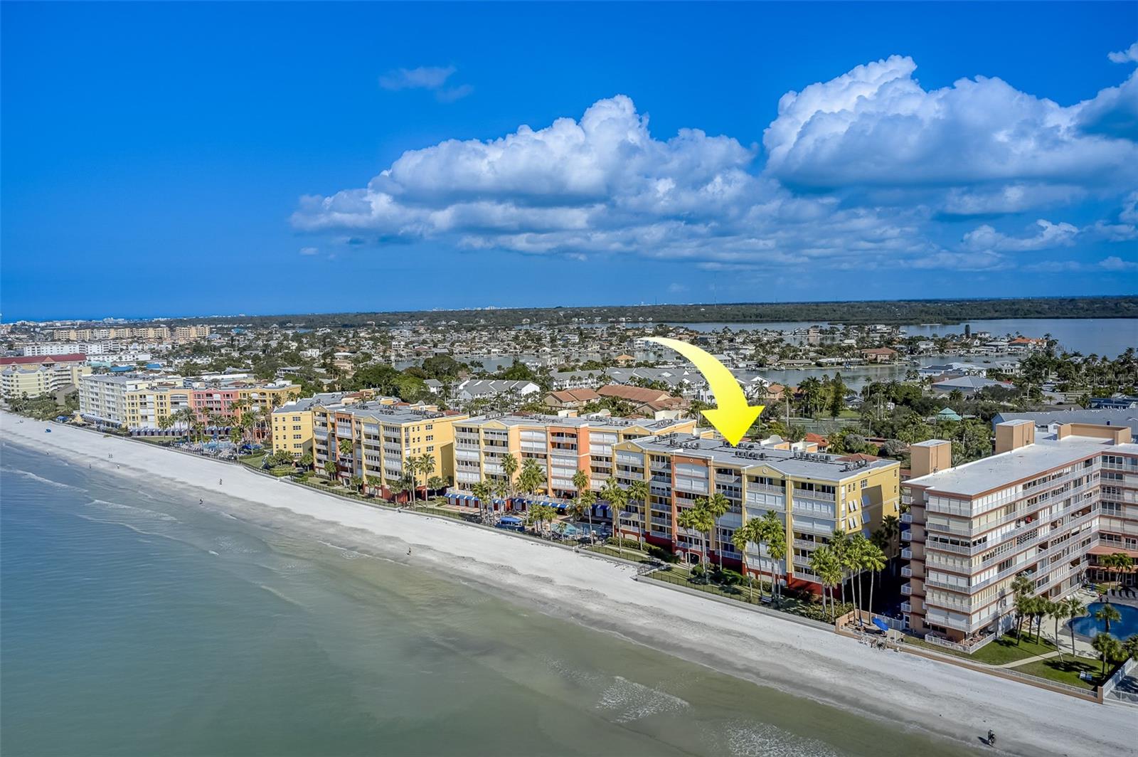 Image 2 of 67 For 16450 Gulf Boulevard 564