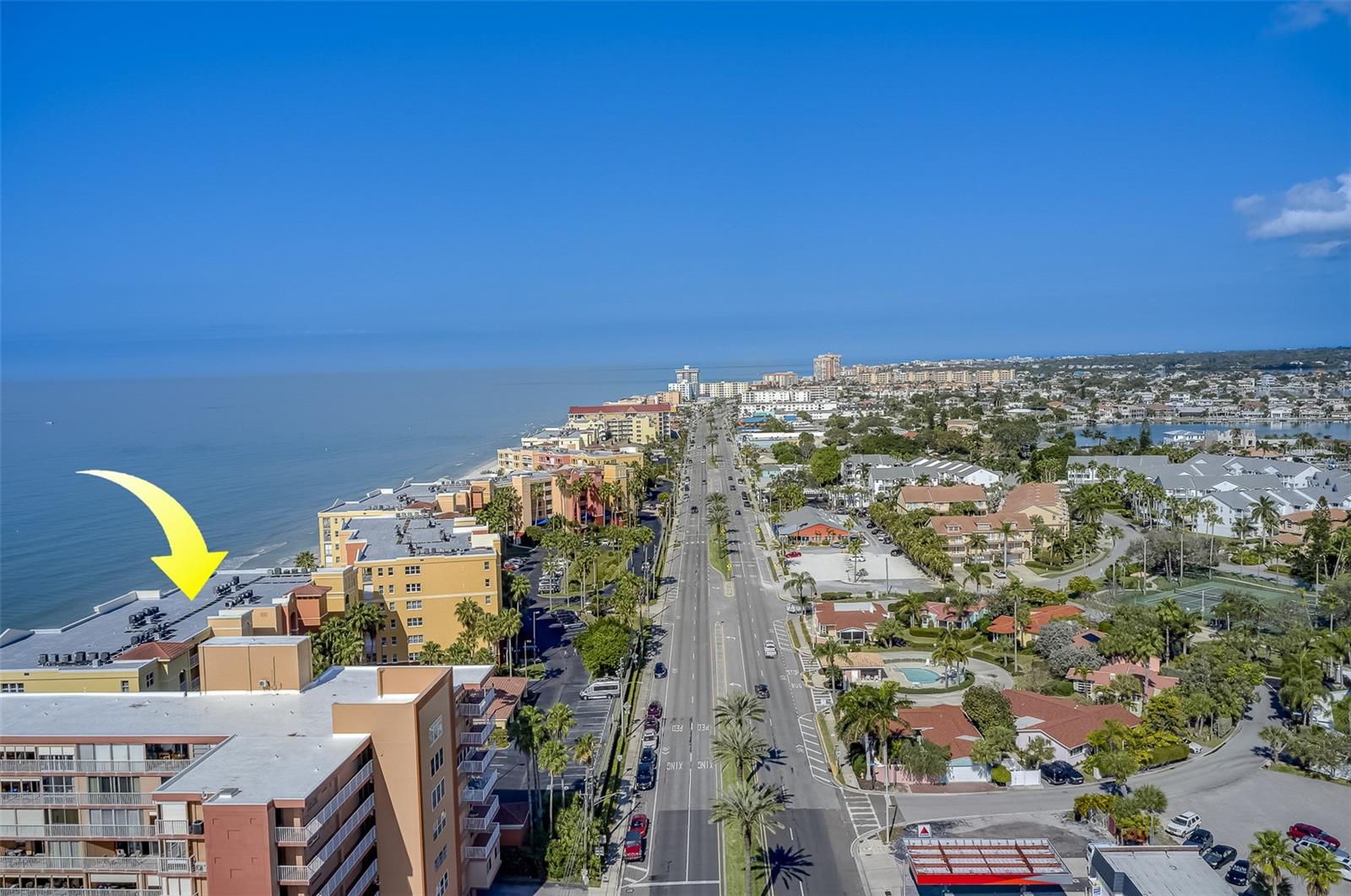 Image 62 of 67 For 16450 Gulf Boulevard 564