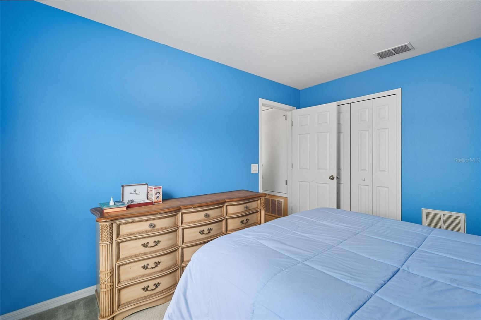 Image 26 of 46 For 17914 Ayrshire Boulevard
