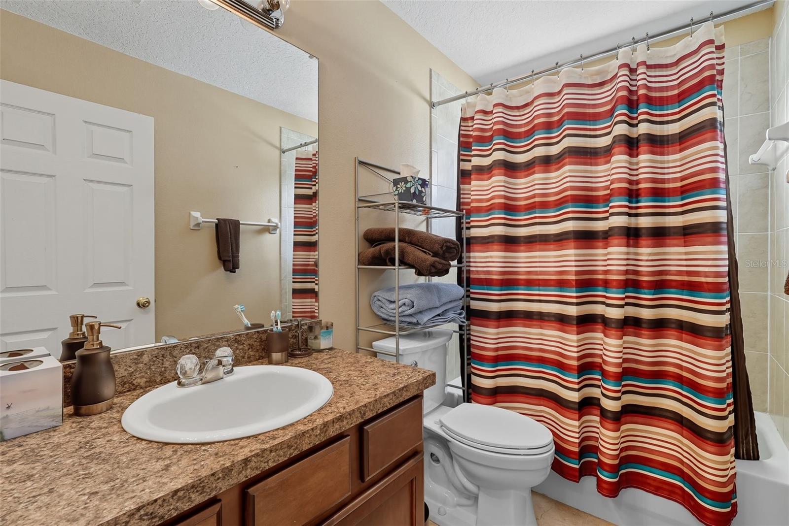 Image 27 of 46 For 17914 Ayrshire Boulevard