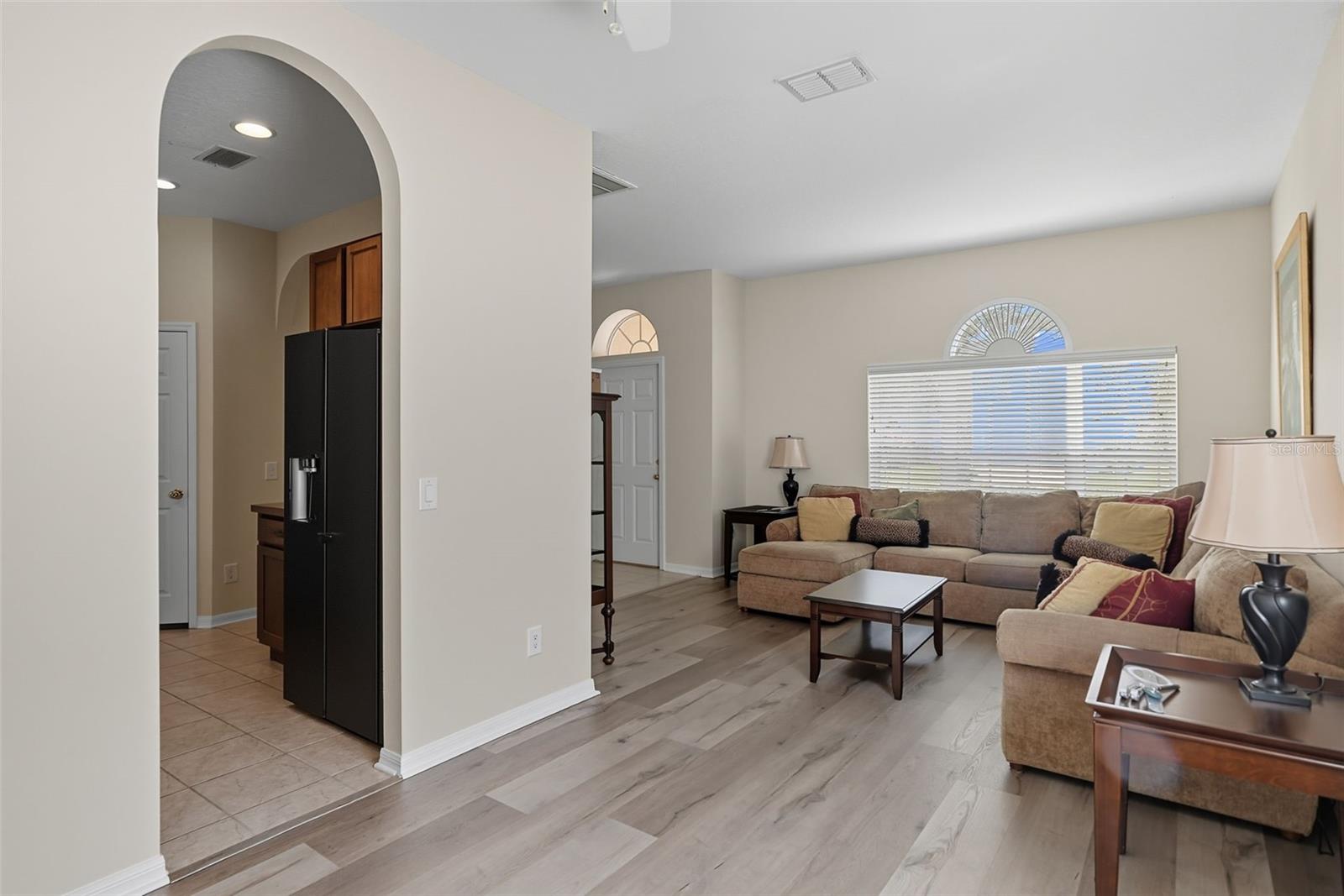 Image 7 of 46 For 17914 Ayrshire Boulevard