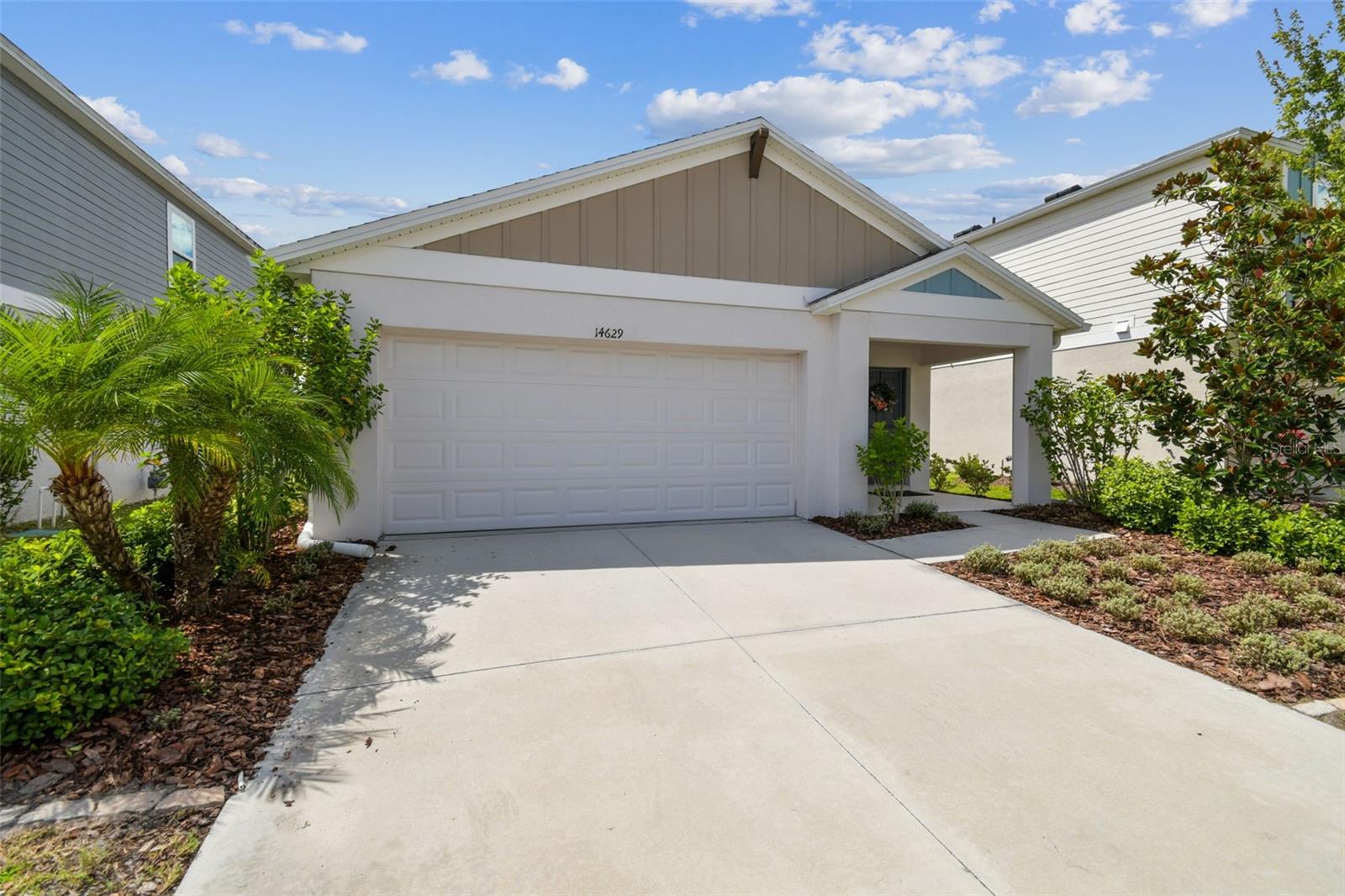 Listing photo id 8 for 14629 Brumby Ridge Avenue