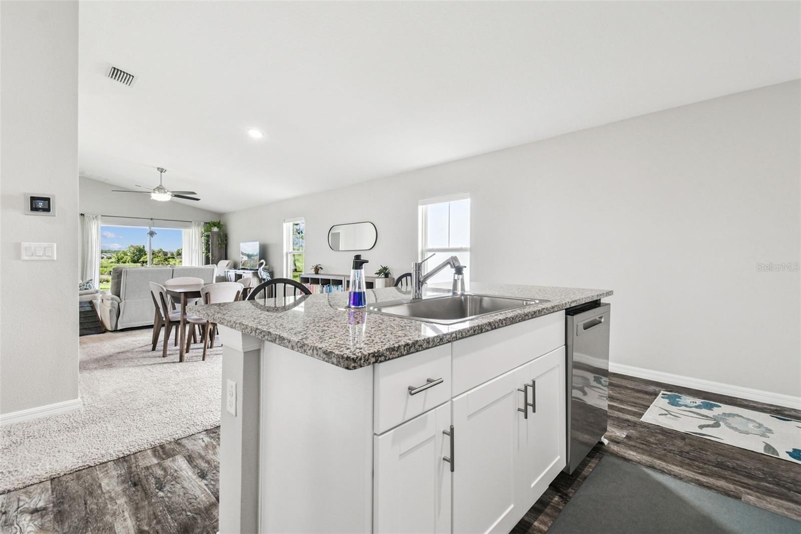 Listing photo id 11 for 14629 Brumby Ridge Avenue