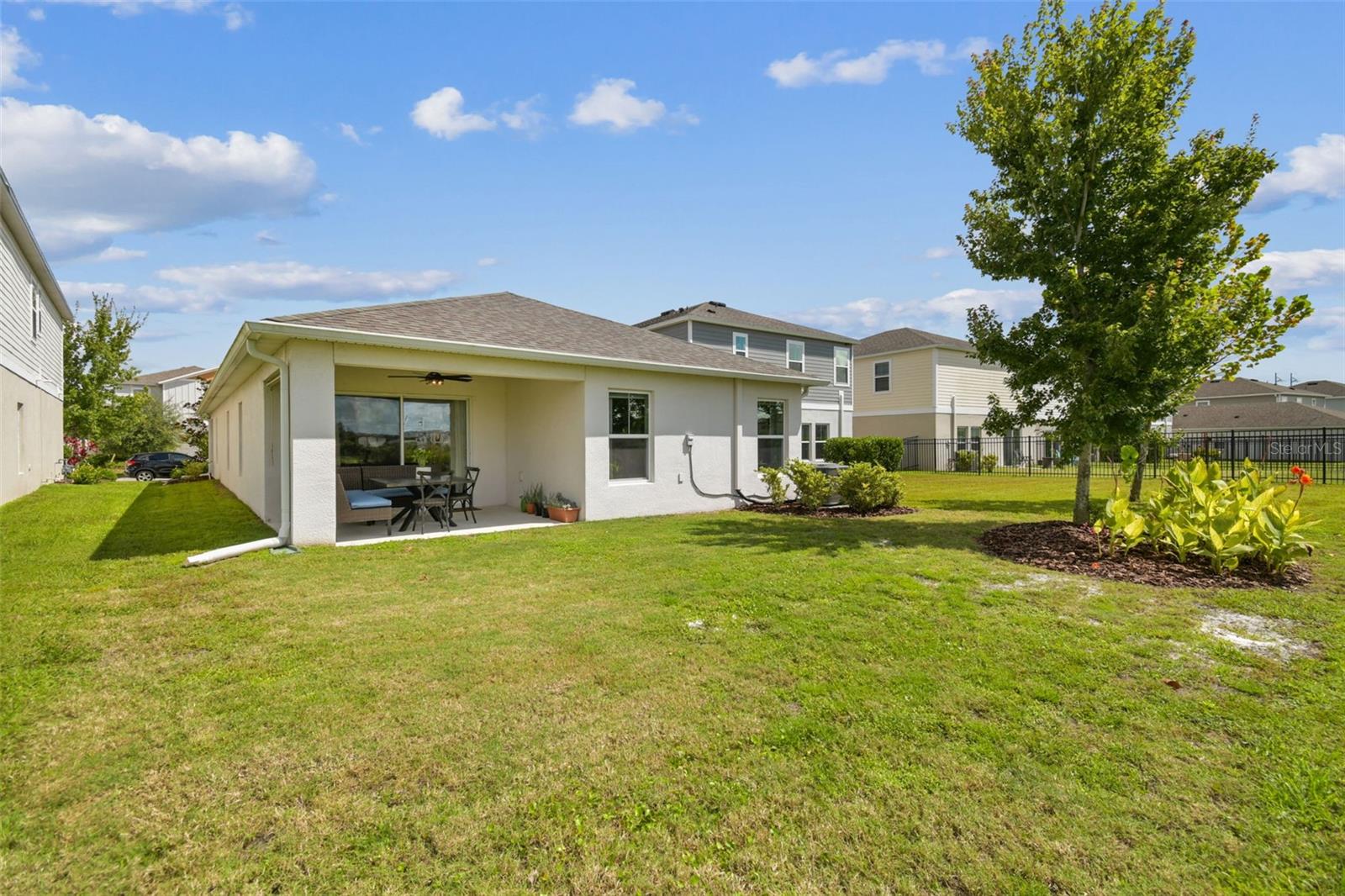 Listing photo id 26 for 14629 Brumby Ridge Avenue