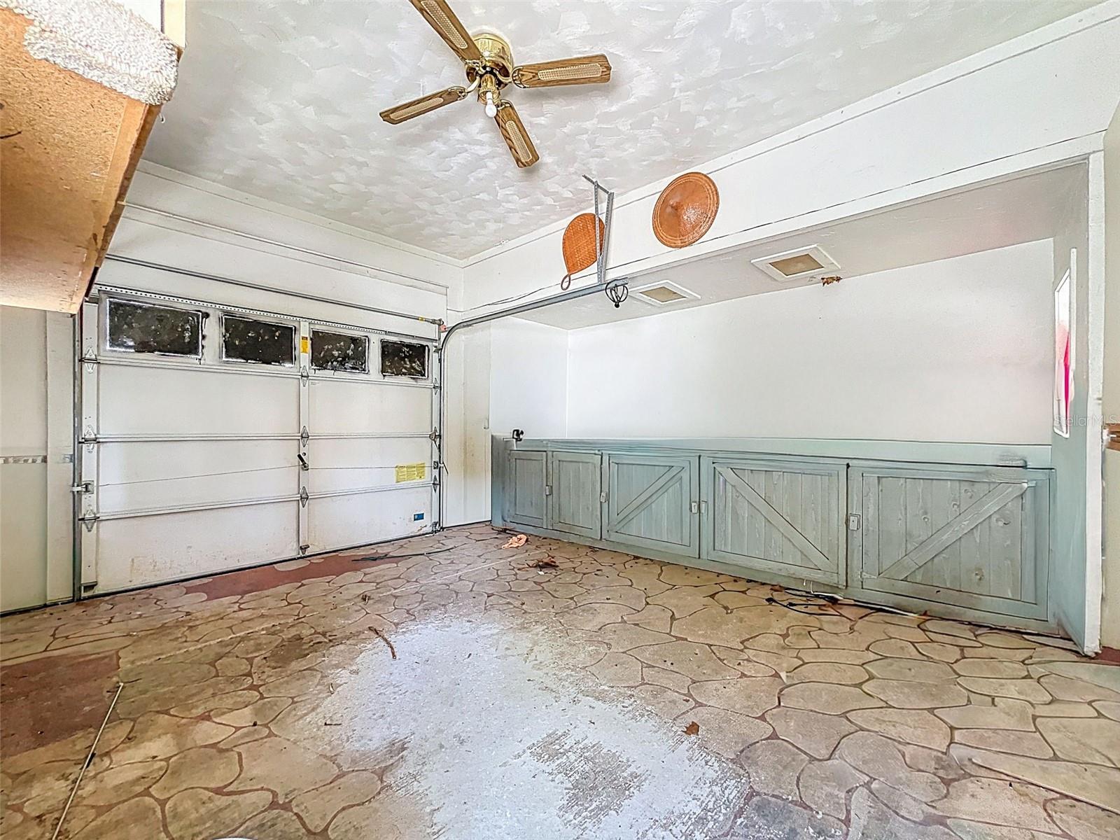 Image 32 of 34 For 25039 Tradewinds Drive