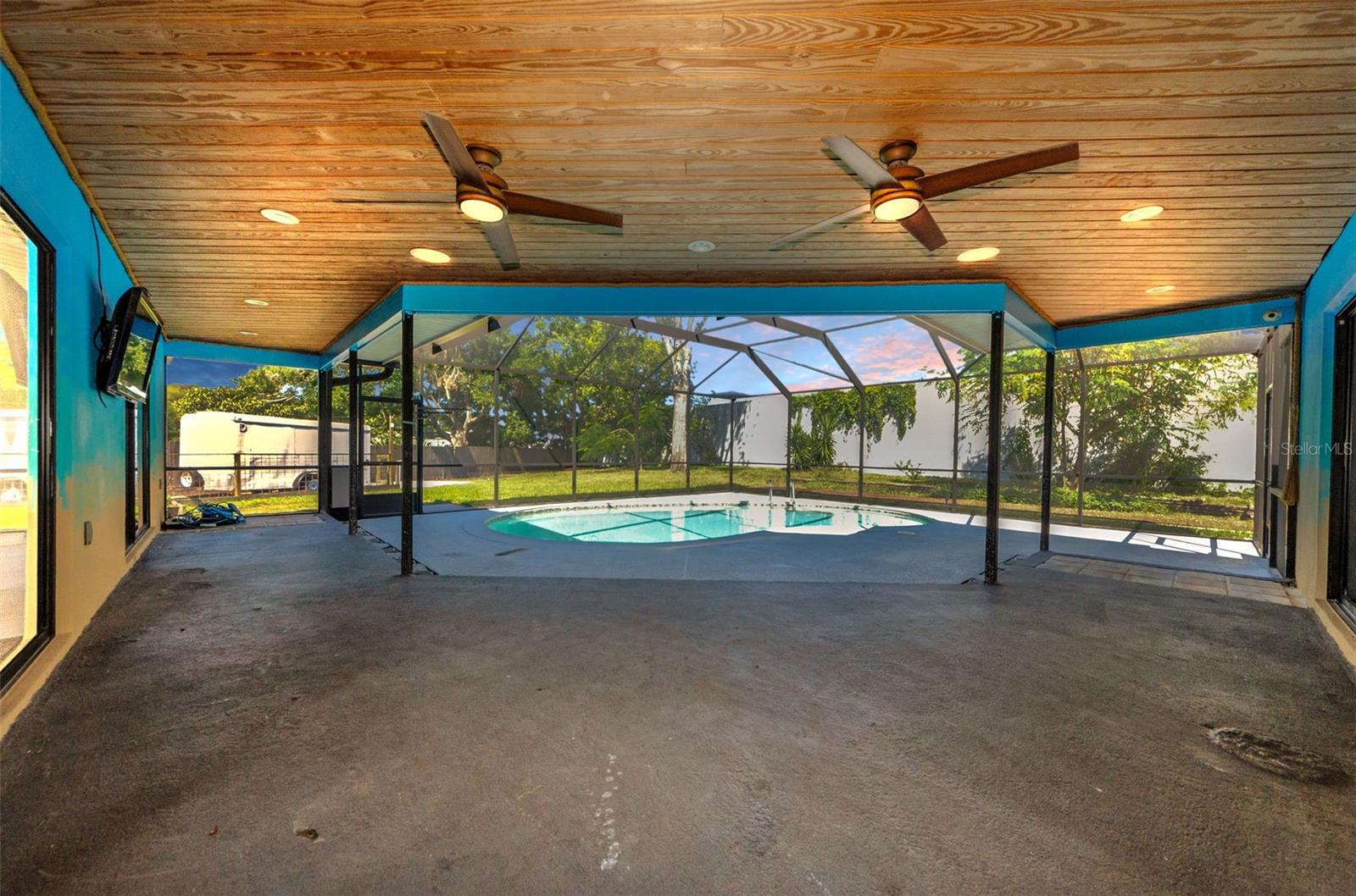 Image 39 of 70 For 6735 Pin Cherry Lane