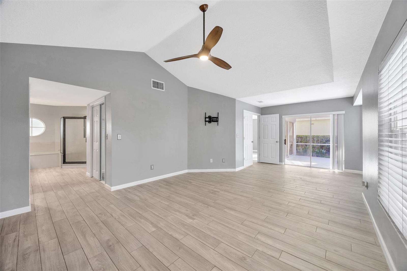 Image 32 of 94 For 15811 Sanctuary Drive