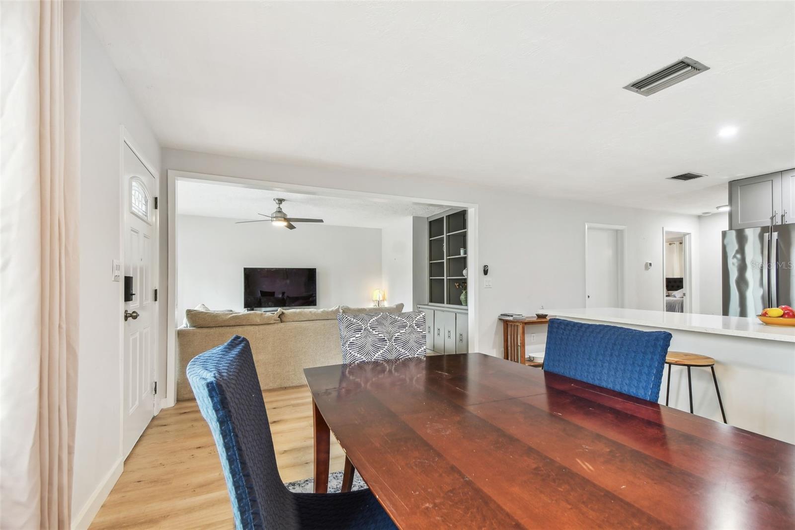 Image 11 of 67 For 4535 33rd Avenue N