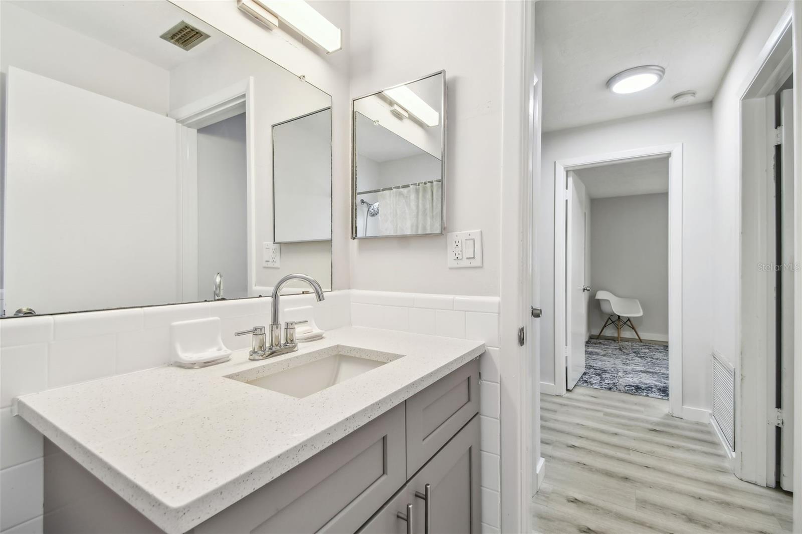Image 25 of 67 For 4535 33rd Avenue N