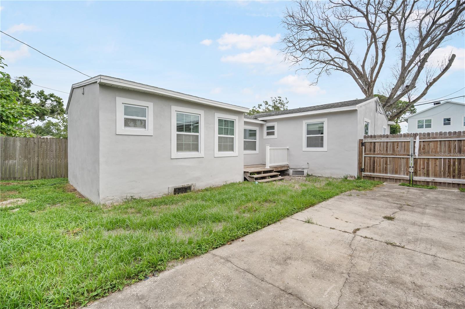 Image 20 of 23 For 4516 21st Street N