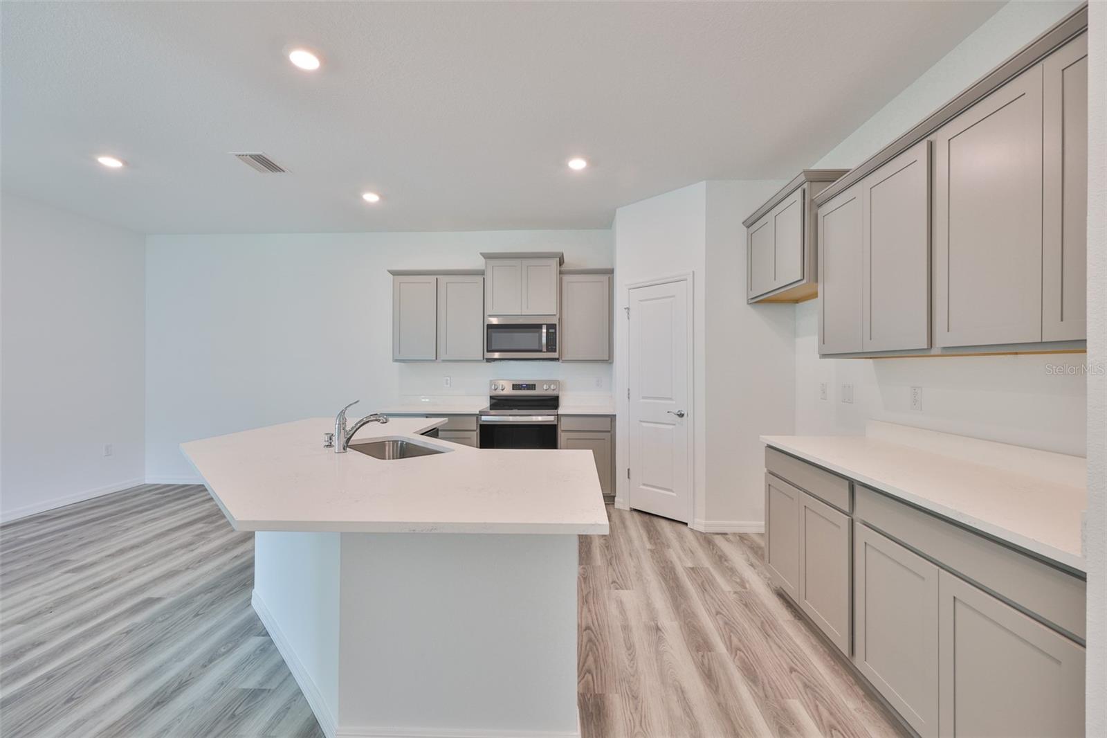 Image 13 of 51 For 4021 Westwood Fields Loop