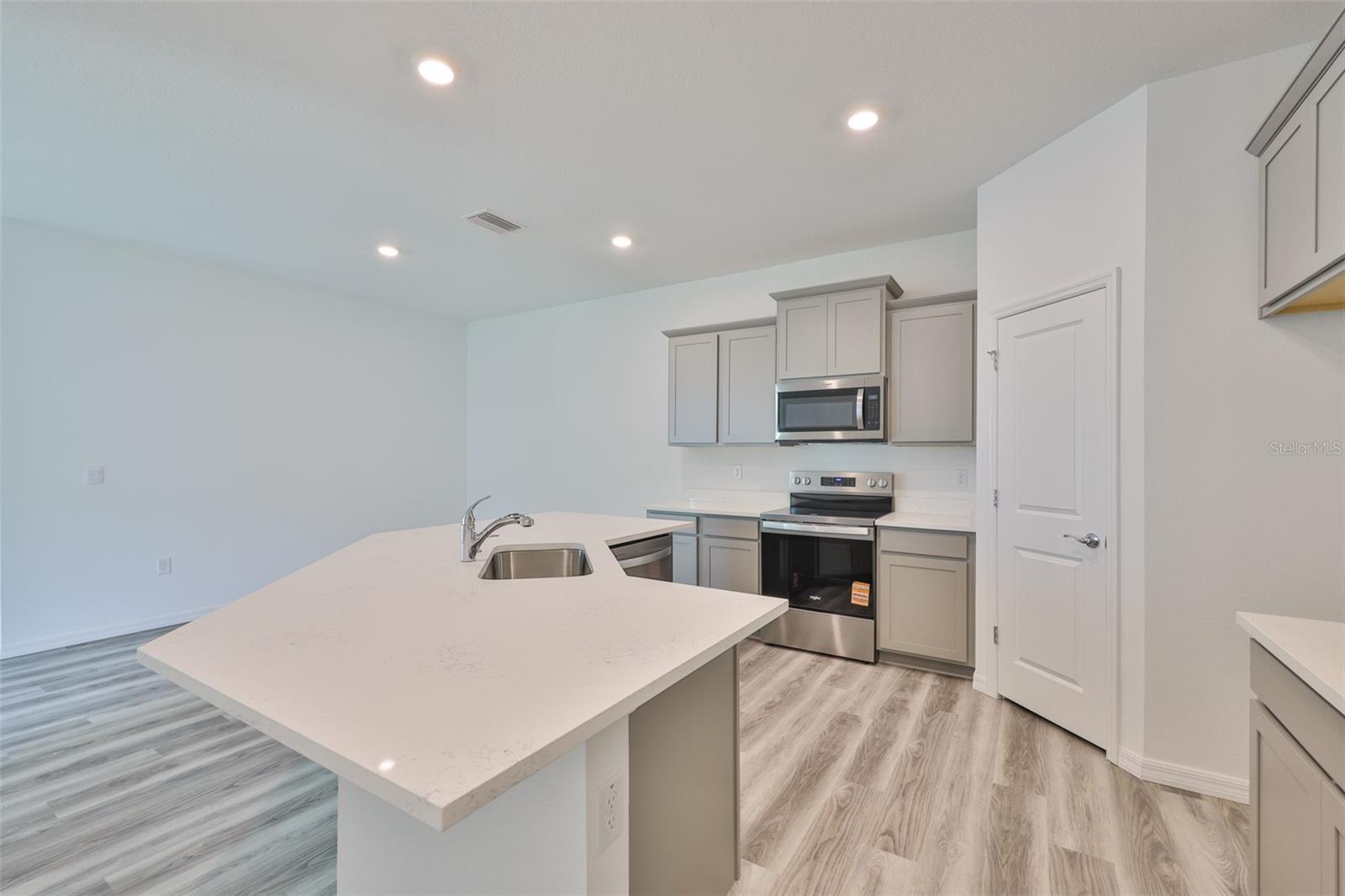 Image 14 of 51 For 4021 Westwood Fields Loop