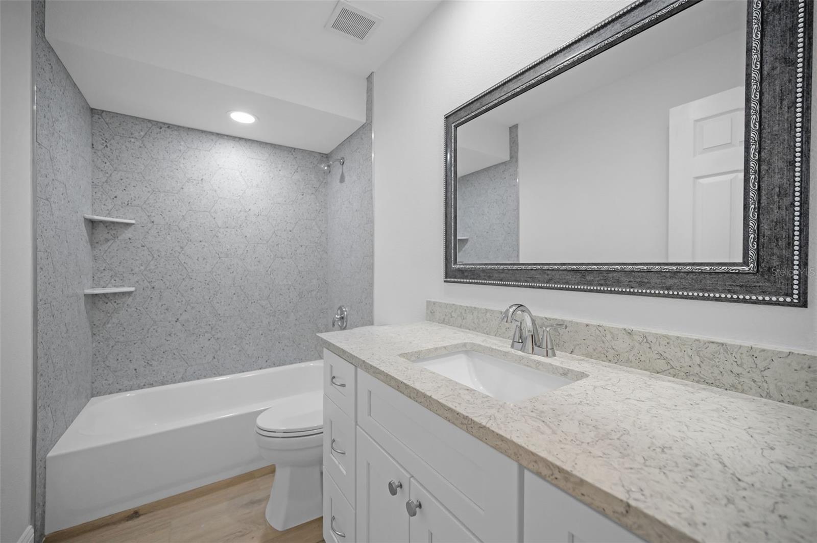 Image 35 of 82 For 2721 Countryside Boulevard 105