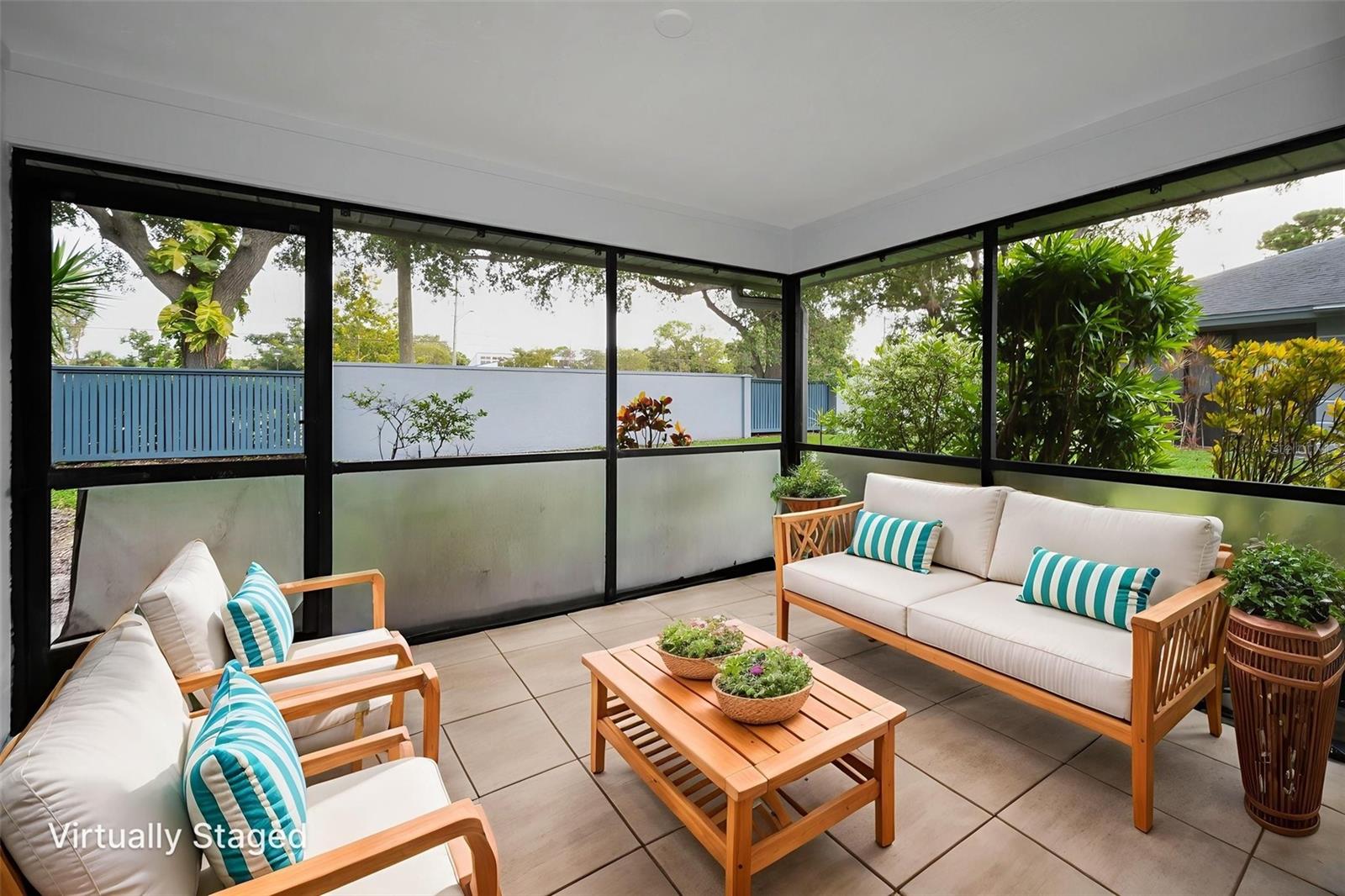 Image 36 of 82 For 2721 Countryside Boulevard 105