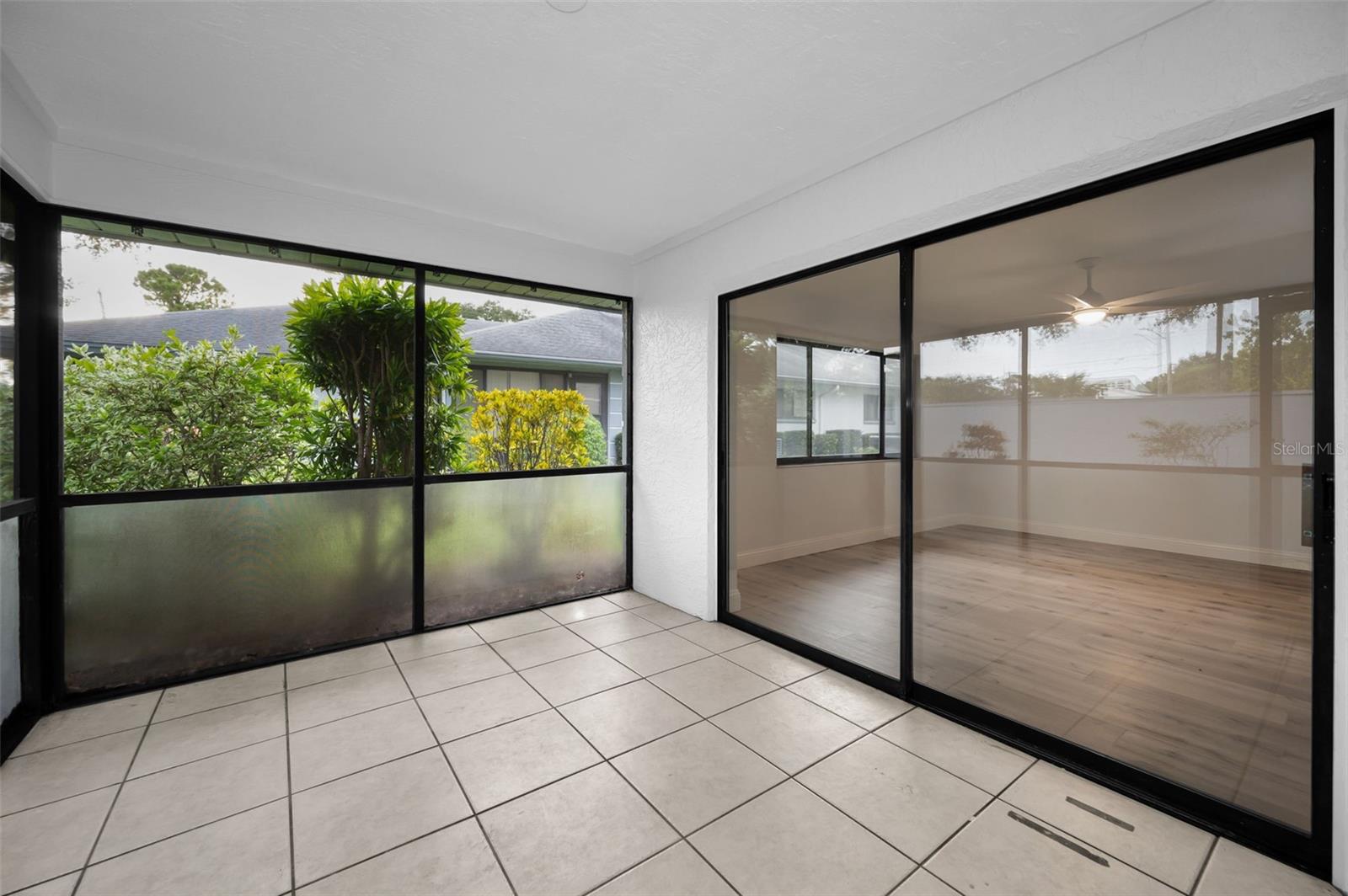 Image 38 of 82 For 2721 Countryside Boulevard 105