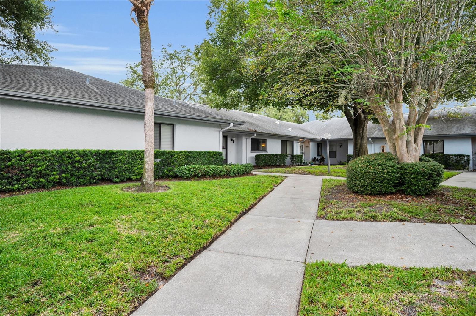 Image 46 of 82 For 2721 Countryside Boulevard 105
